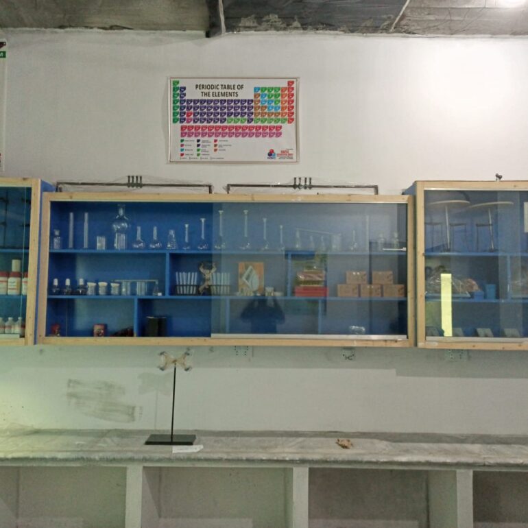 Laboratory instroments and equipments